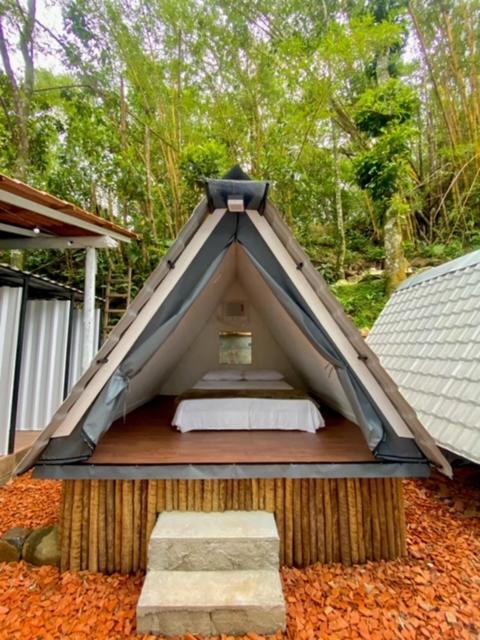 Aquario Glamping Hotel Vila do Abraao Exterior photo